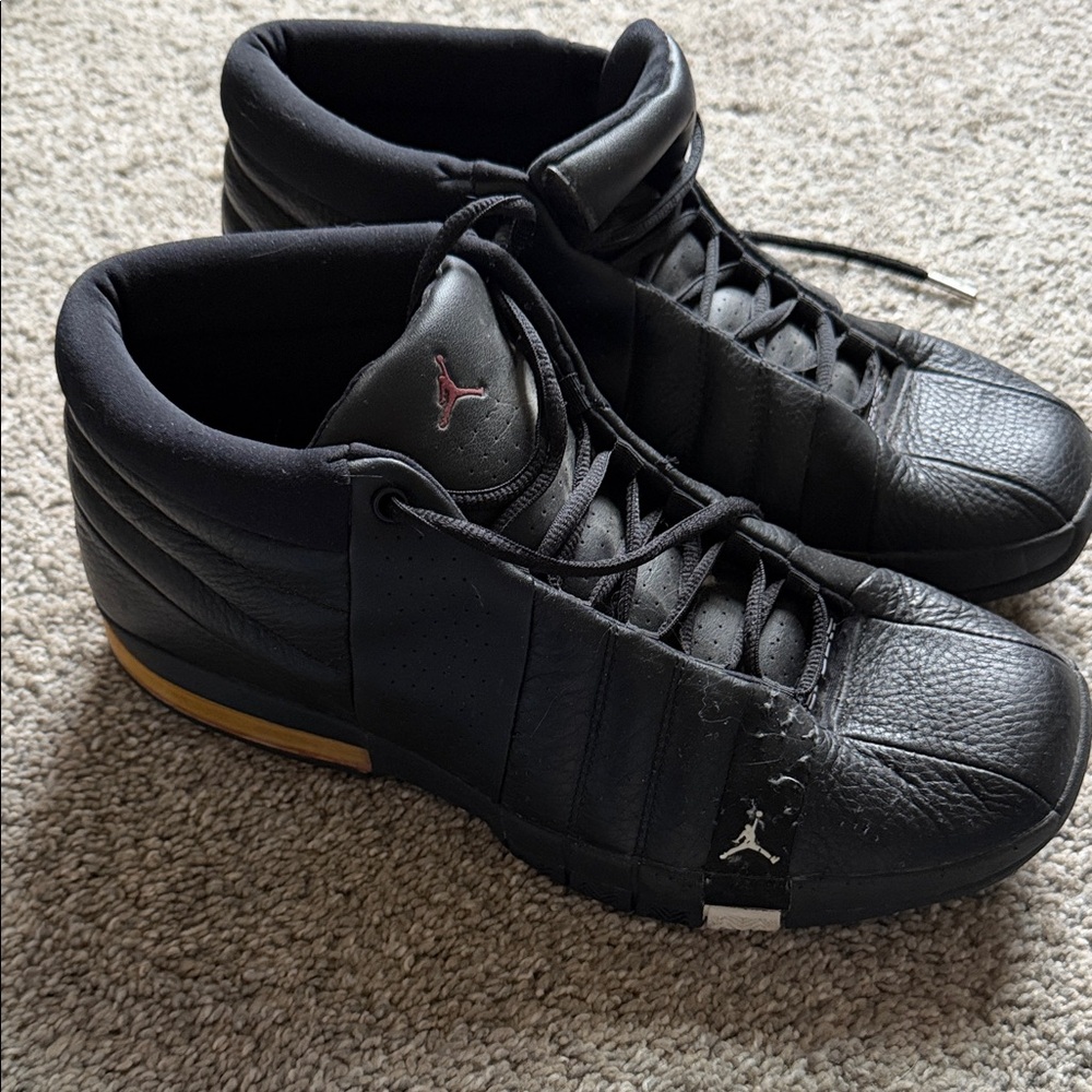 Air Jordan Jumpman Team Elite Black Shoes - fair condition Size 13